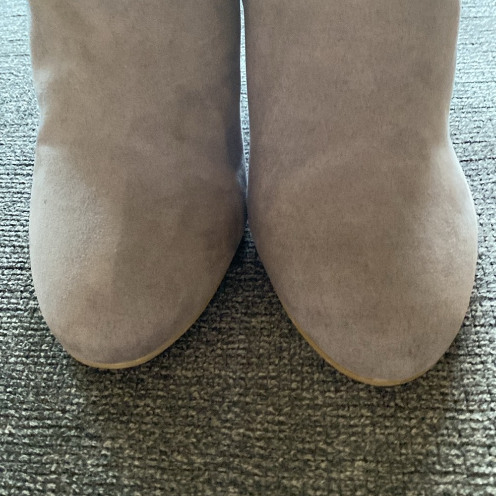 Report Macy’s Suede Embroidered Suede Heel Ankle Bootie Boot Zara 10 NWOT - Picture 9 of 15